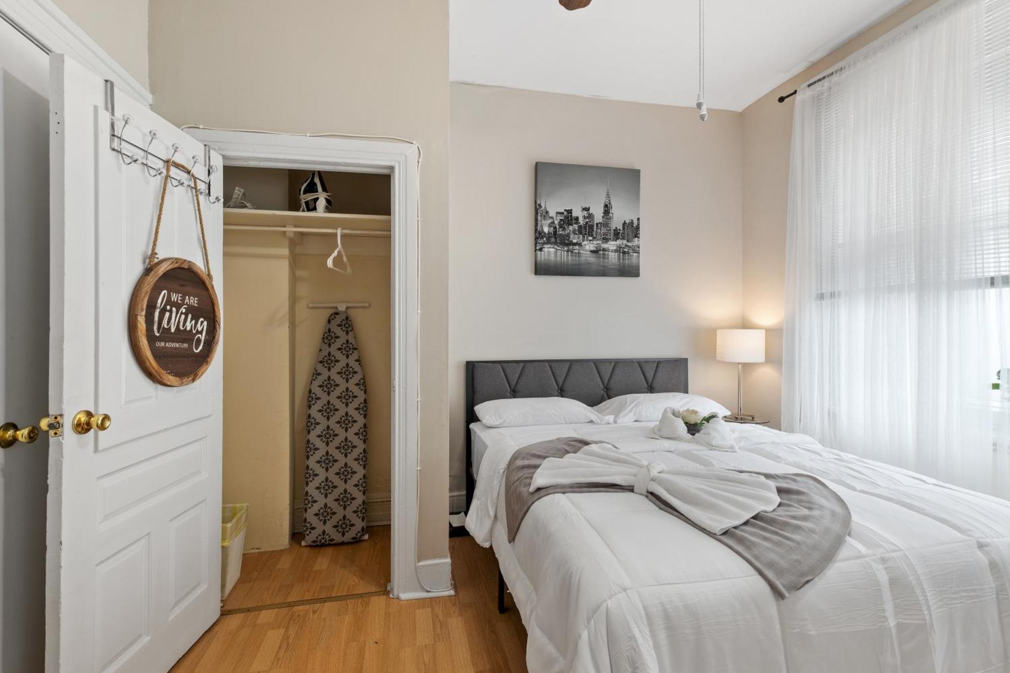 Exclusive Flat In Center *