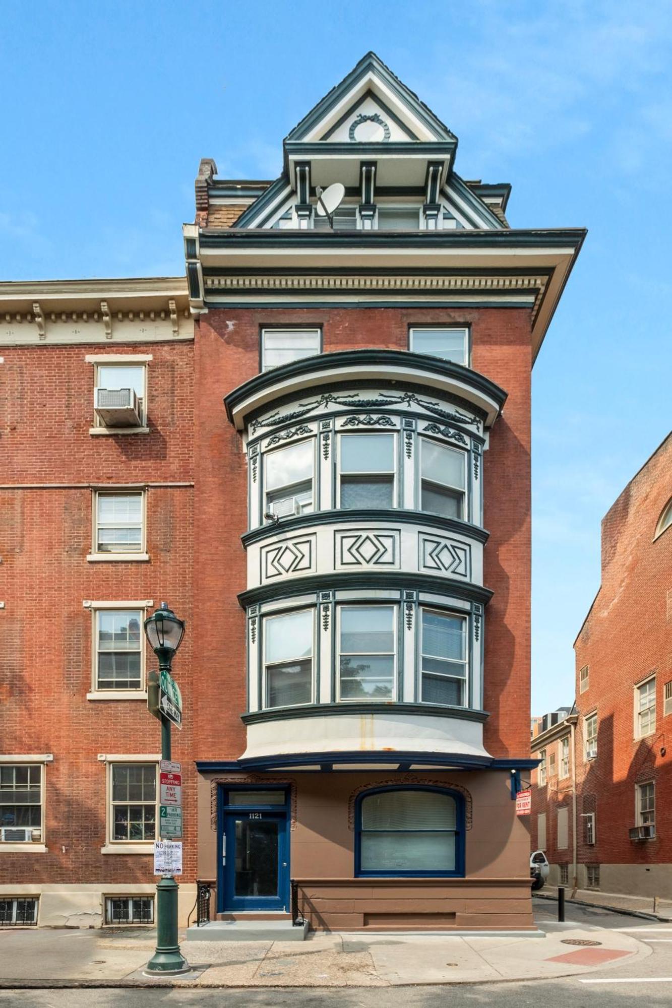 Exclusive Flat In Center * Philadelphia